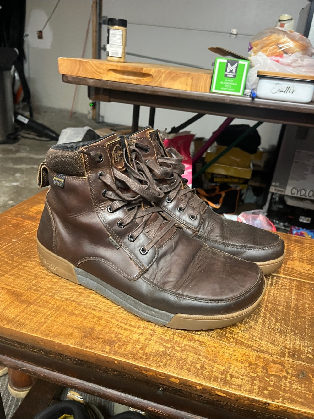Lens boulder summit size 12.5 men’s fits about 12